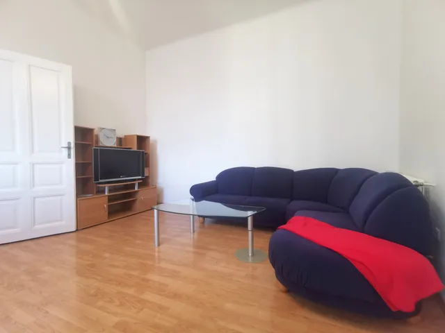 Kiadó lakás Budapest IX. kerület, Üllői út 65 nm
