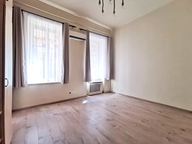 Kiadó lakás Budapest VIII. kerület, Orczy út 33 nm
