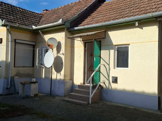 Eladó ház Fedémes 65 nm