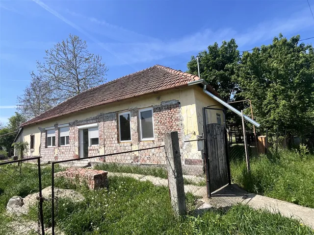 Eladó ház Kötegyán 90 nm