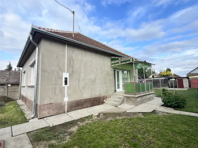Eladó ház Sarkad 100 nm