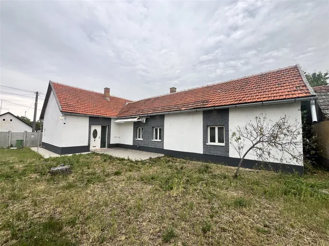 Eladó ház Sarkad 100 nm
