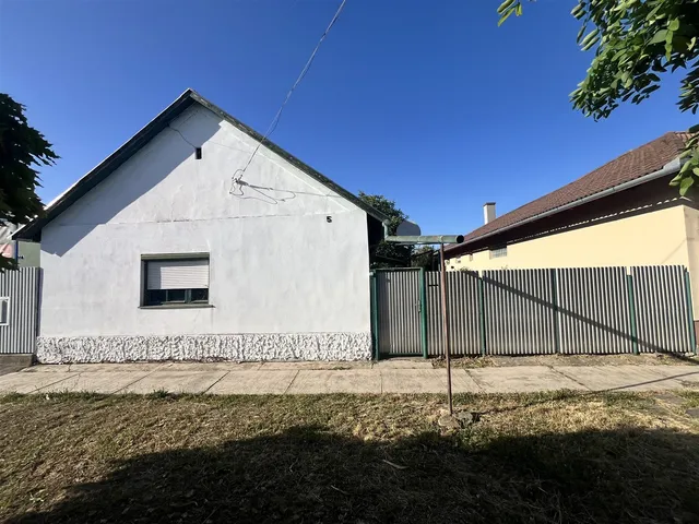 Eladó ház Sarkad 85 nm