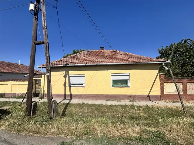 Eladó ház Sarkad 155 nm