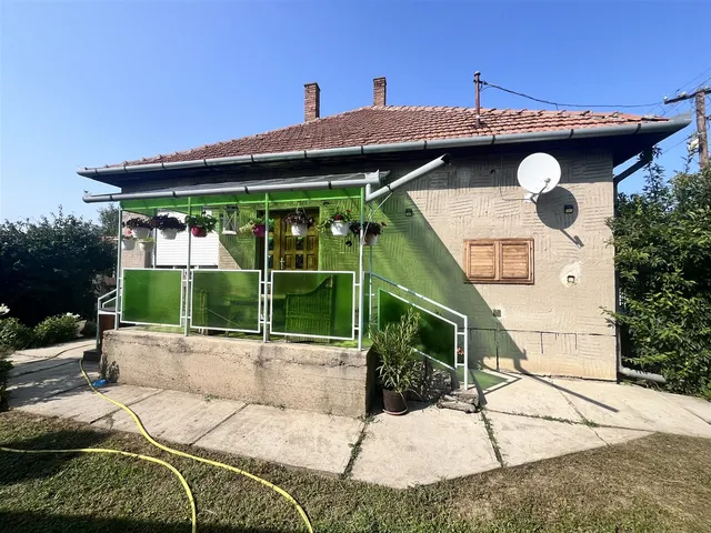 Eladó ház Sarkad 95 nm