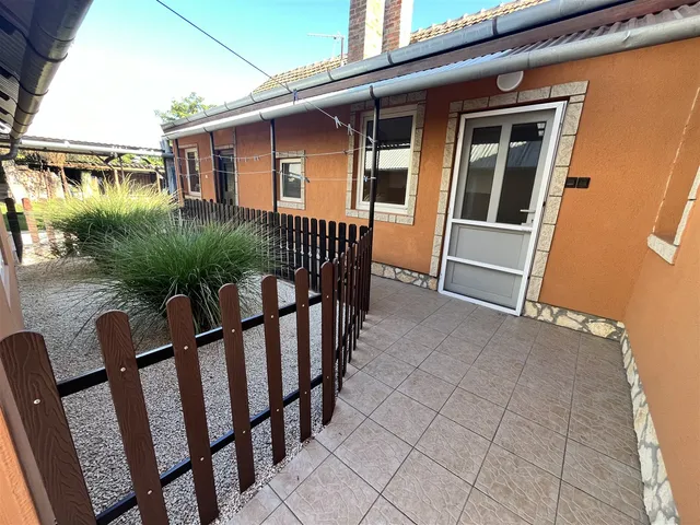 Eladó ház Sarkad 140 nm