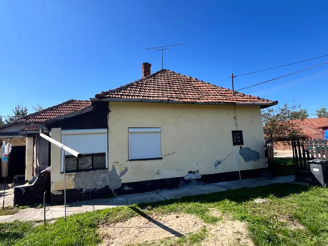 Eladó ház Sarkad 90 nm