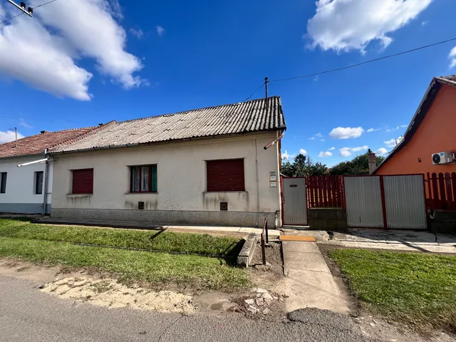 Eladó ház Sarkad 75 nm