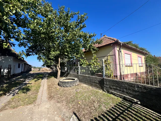 Eladó ház Sarkad, Rákóczi 100 nm