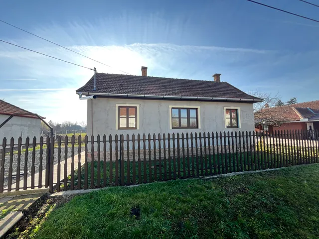 Eladó ház Sarkad 50 nm