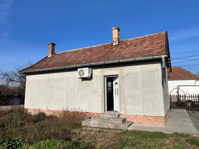 Eladó ház Sarkad, Nagymező utca 50 nm