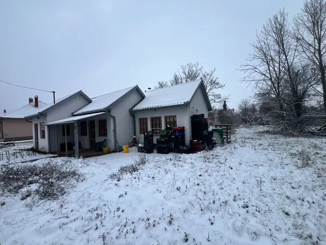 Eladó kereskedelmi és ipari ingatlan Sarkad 48 nm