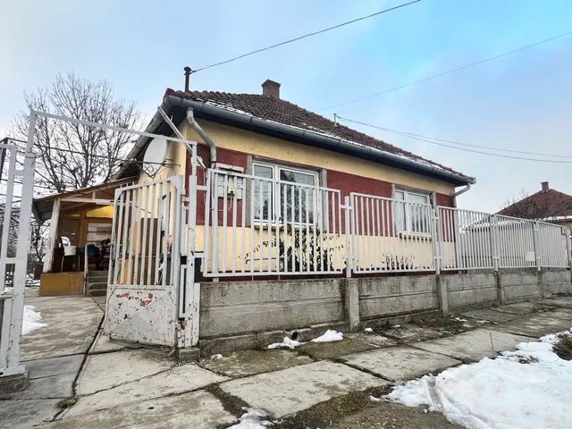 Eladó ház Sarkad 75 nm