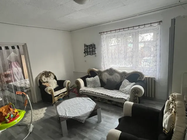 Eladó ház Sarkad 75 nm