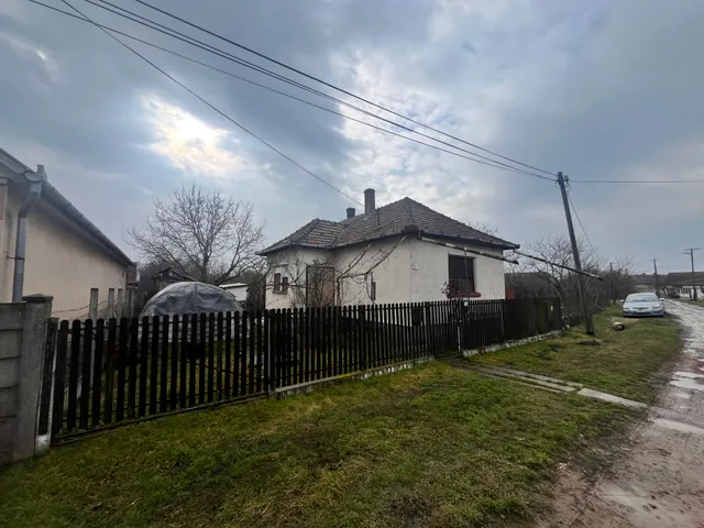 Eladó ház Kötegyán 70 nm