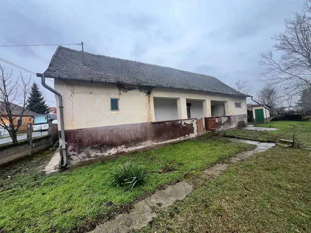 Eladó ház Kötegyán 70 nm