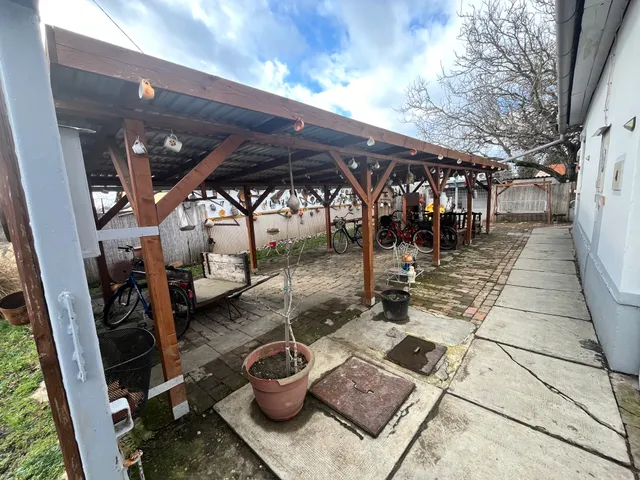 Eladó ház Sarkad 95 nm