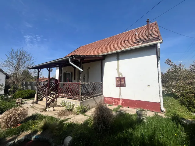 Eladó ház Sarkad 90 nm