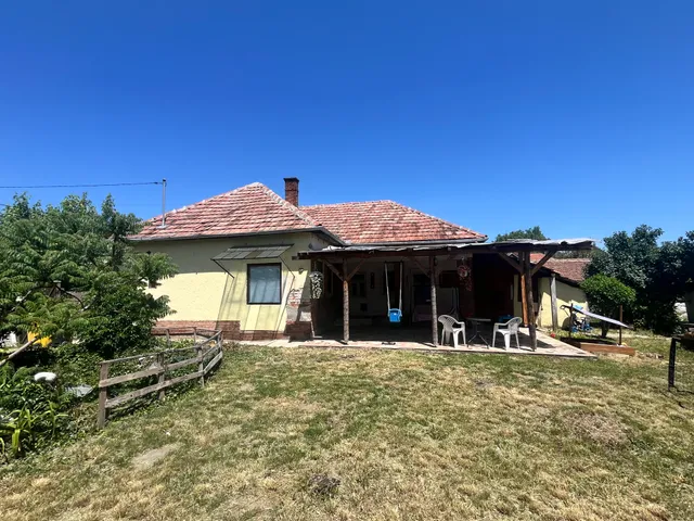 Eladó ház Sarkad, Magyar utca 98 nm