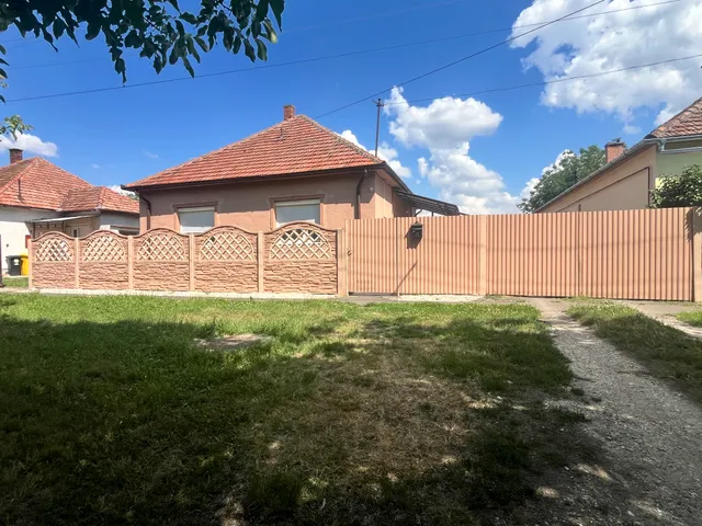 Eladó ház Sarkad 120 nm