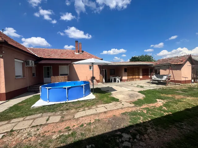 Eladó ház Sarkad 120 nm