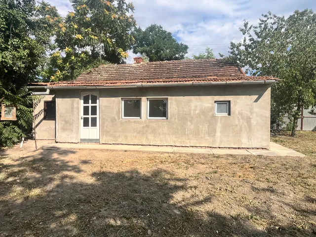 Eladó ház Sarkad 65 nm