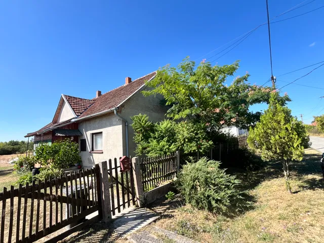 Eladó ház Kötegyán 110 nm