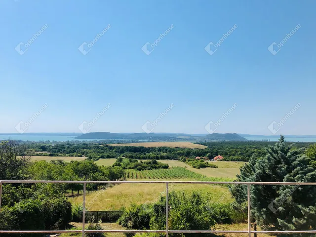 Eladó ház Balatonfüred, Ófalu 106 nm