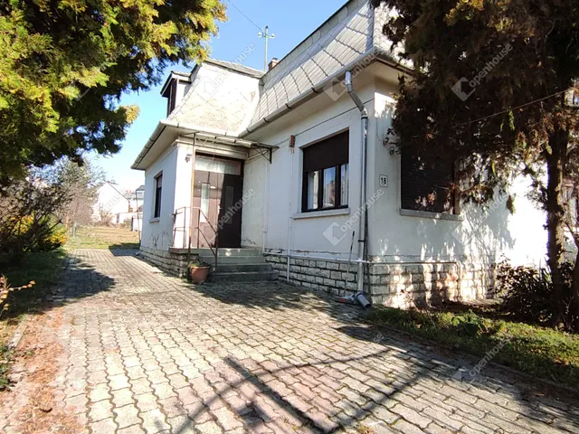 Eladó ház Balatonfüred, Belváros 175 nm