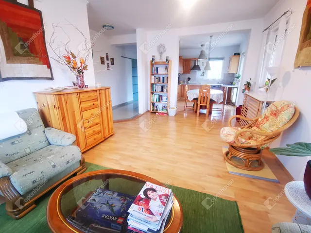 Eladó ház Balatonalmádi, Vörösberény 219 nm