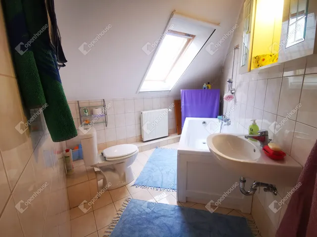 Eladó ház Balatonalmádi, Vörösberény 219 nm