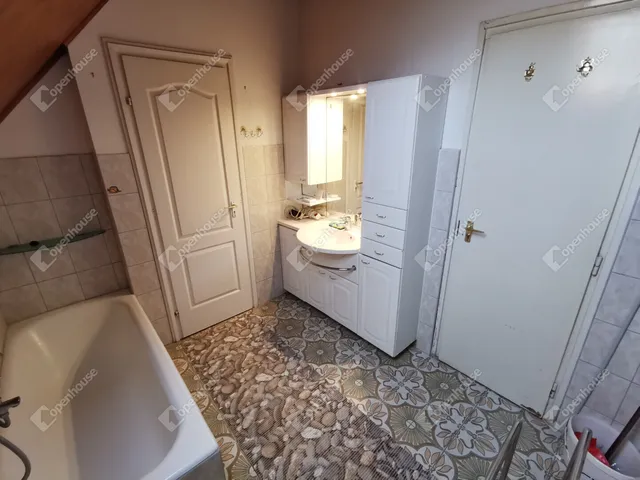 Eladó ház Balatonalmádi, Káptalanfüred 160 nm
