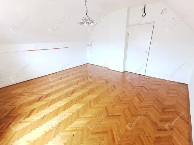 Eladó ház Balatonalmádi, Káptalanfüred 160 nm