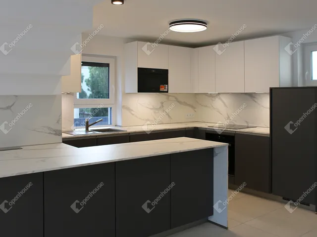 Eladó ház Alsóörs 183 nm