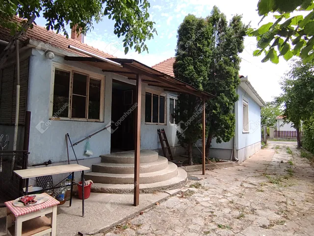Eladó ház Veszprém, Gyulafirátót 105 nm