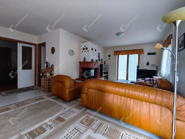 Eladó ház Alsóörs 154 nm