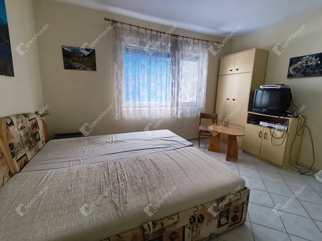 Eladó ház Alsóörs 260 nm