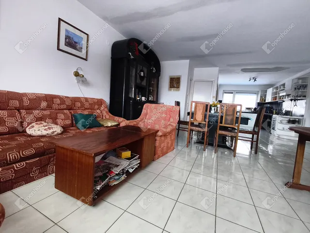 Eladó ház Alsóörs 260 nm