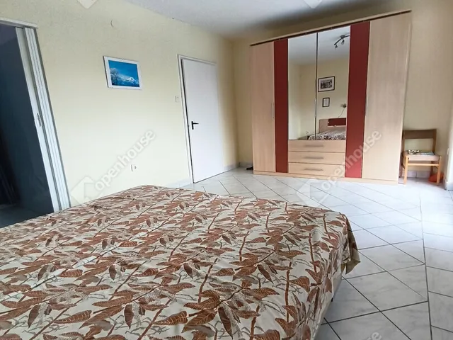 Eladó ház Alsóörs 260 nm