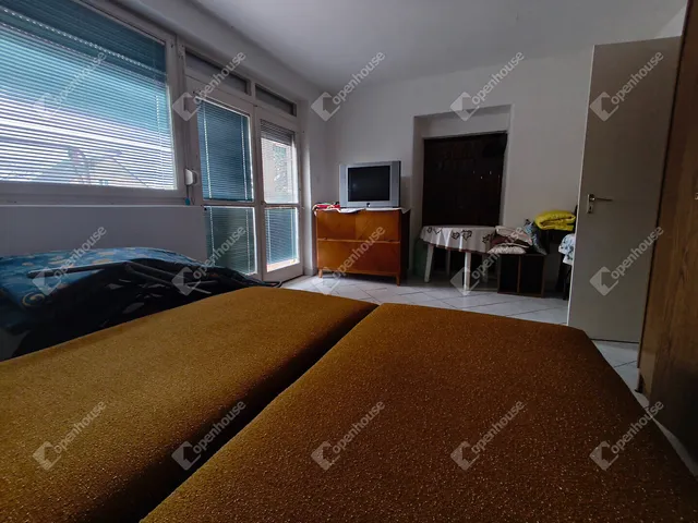 Eladó ház Alsóörs 260 nm