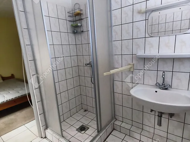 Eladó ház Alsóörs 260 nm