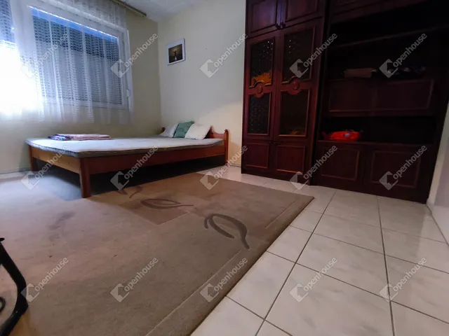 Eladó ház Alsóörs 260 nm