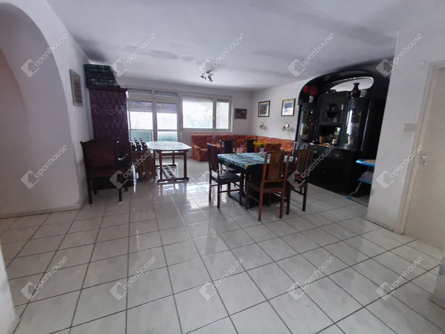 Eladó ház Alsóörs 260 nm