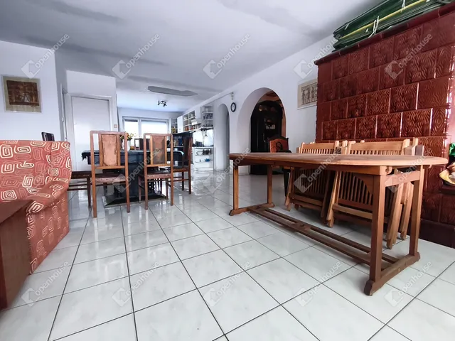 Eladó ház Alsóörs 260 nm