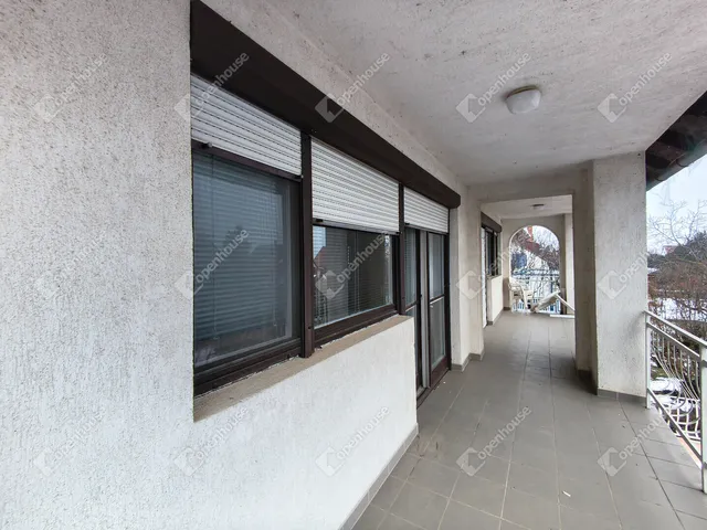 Eladó ház Alsóörs 260 nm