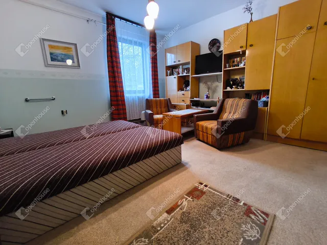 Eladó ház Balatonakali 250 nm