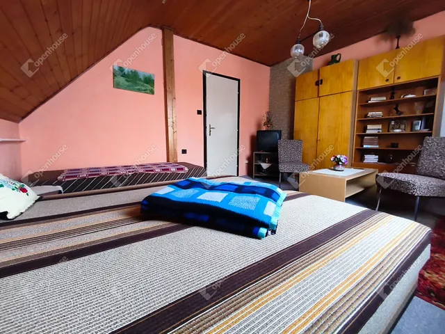 Eladó ház Balatonakali 250 nm