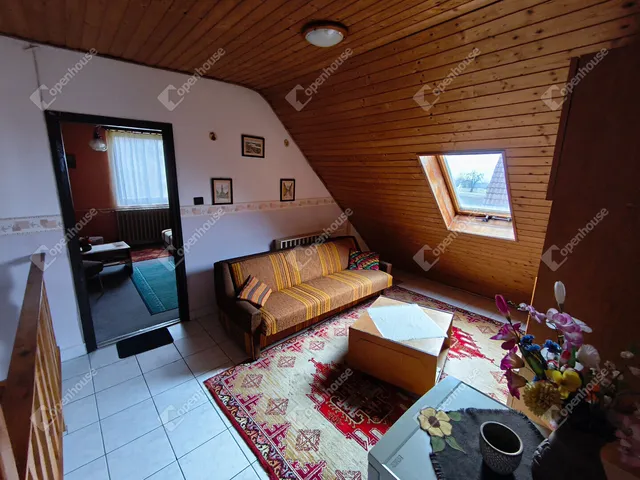 Eladó ház Balatonakali 250 nm