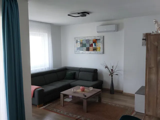 Kiadó lakás Debrecen, Nagyerdőalja, Apafi 73 nm