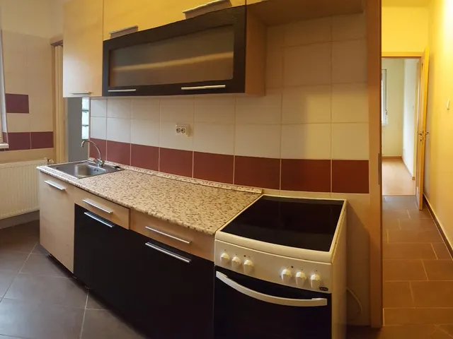 Kiadó lakás Debrecen, Belváros 51 nm